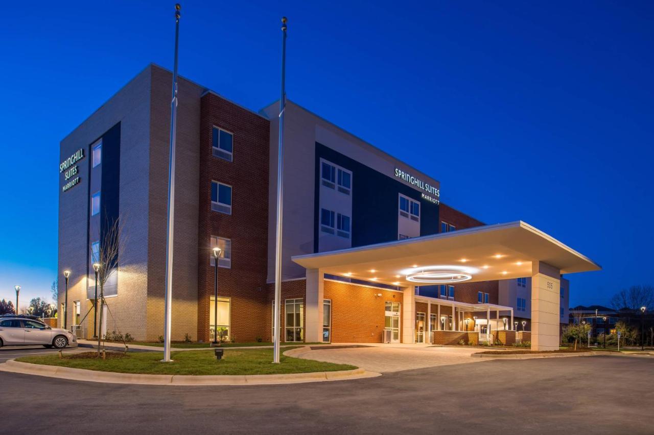 Springhill Suites By Marriott Greensboro Airport Friendship Exterior photo